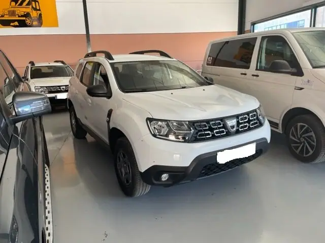 Dacia DUSTER 1.5 DCI 115 CV 4X4. Photo 1 of 7
