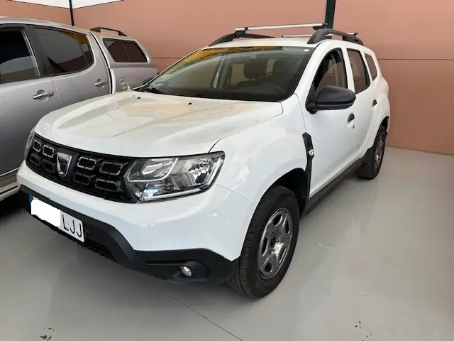 Dacia DUSTER ESSENTIAL PLUS DCI 85KW. Photo 1 of 4