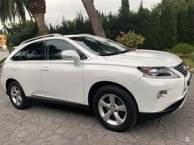 Lexus RX 450h Luxury. Photo 1 of 20