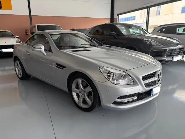 Mercedes-Benz SLK 200 BLUEEFFICIENCY. Photo 1 of 11