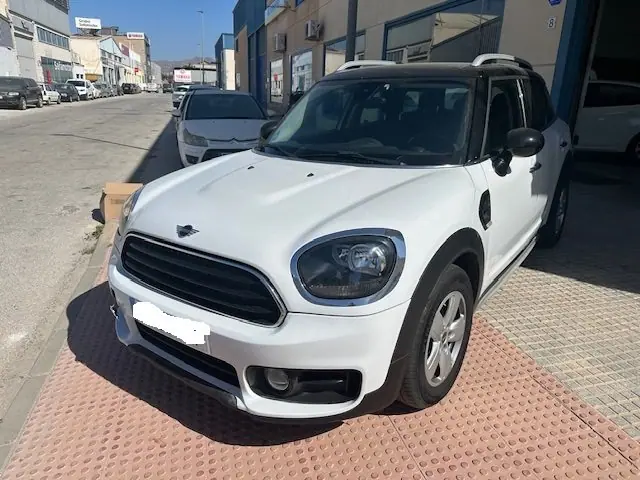 MINI COUNTRYMAN 1.5 ONE D. Photo 1 of 12