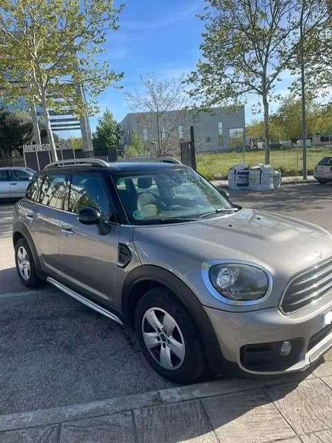 MINI COUNTRYMAN ONE D. Photo 1 of 10