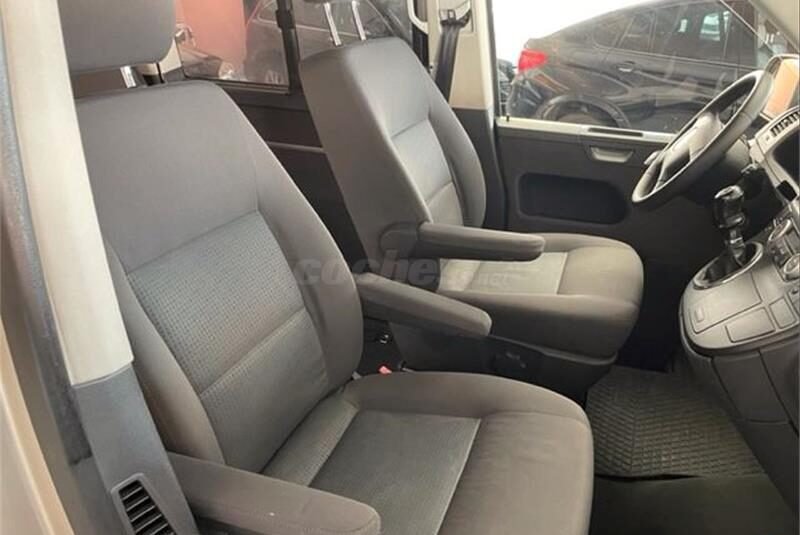 VOLKSWAGEN Multivan 2.5 TDI 130cv Comfortline