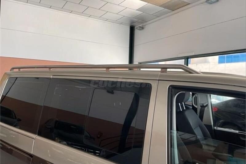 VOLKSWAGEN Multivan 2.5 TDI 130cv Comfortline