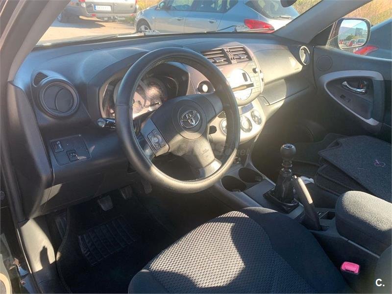 TOYOTA Rav4 2.2 D4D Sol