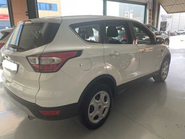 FORD Kuga 2.0 D4D 4X4 SOL