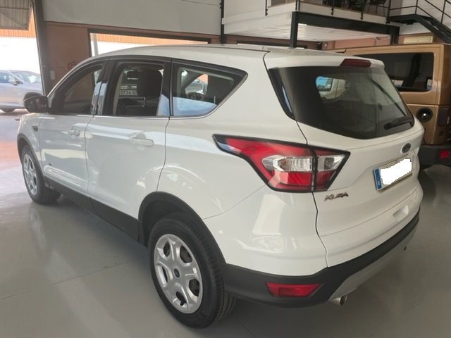 FORD Kuga 2.0 D4D 4X4 SOL