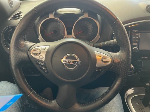 NISSAN JUKE 1.6 x-connecta 4×2