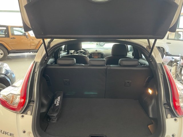 NISSAN JUKE 1.6 x-connecta 4×2