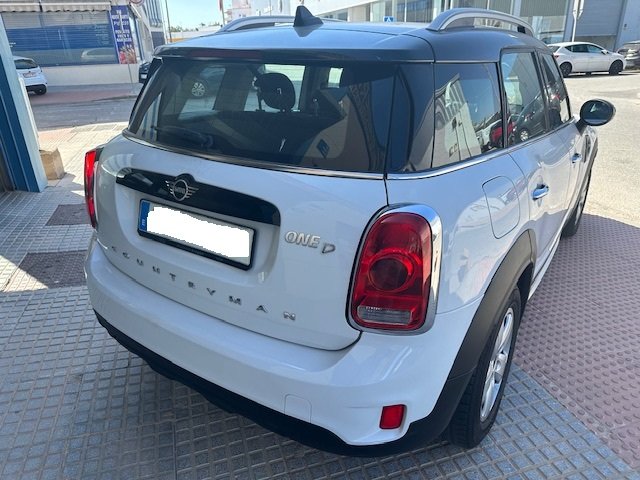 MINI COUNTRYMAN 1.5 ONE D