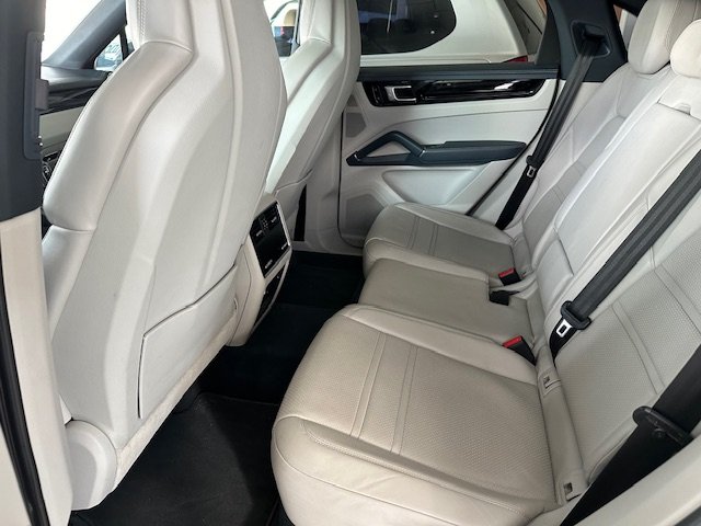 PORSCHE Cayenne COUPE E-HYBRID
