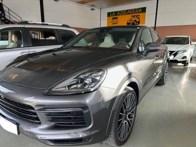 PORSCHE Cayenne COUPE E-HYBRID