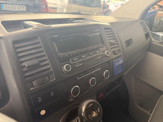 VOLKSWAGEN KOMBI 2.0 TDI 114 CONFORLINE