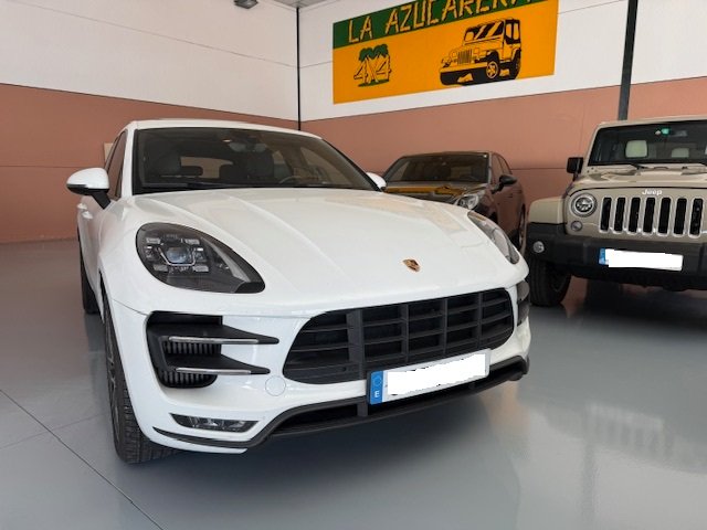 PORSCHE Macan TURBO CON PAQUETE PERFORMACE