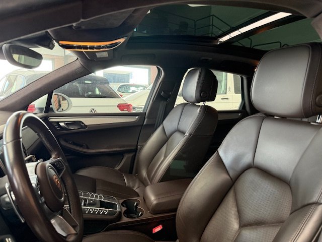 PORSCHE Macan TURBO CON PAQUETE PERFORMACE