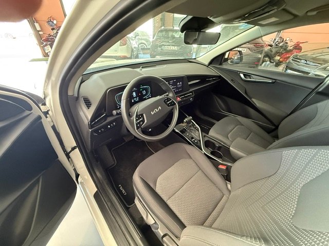KIA NIRO 1.36 GDI PHEV 135KW EMOTION